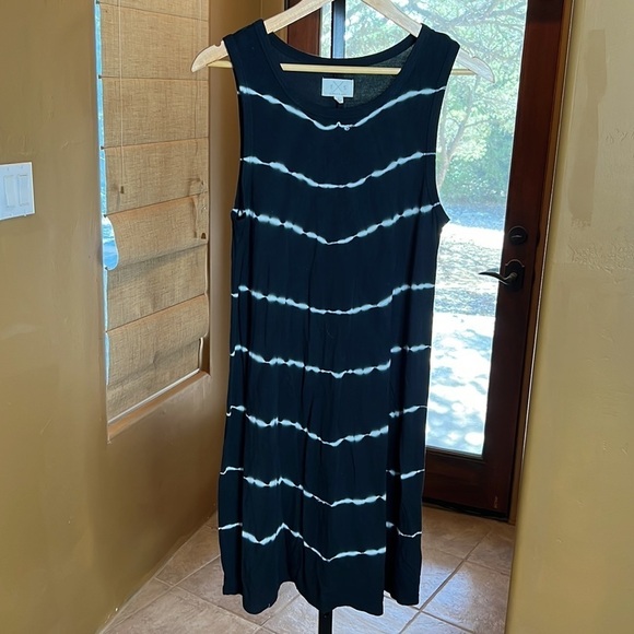 T&S by Thread & Supply Ladies Tie Dye Sleeveless Black White Size Large - Picture 5 of 10